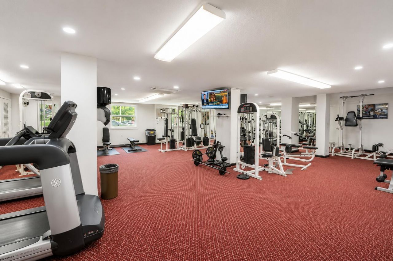 230 174th Street, Unit 1805, Sunny Isles Beach, FL 33160 Photo