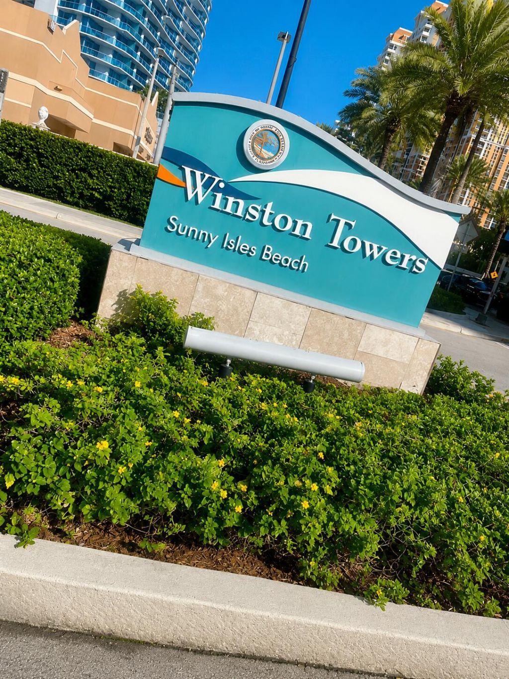 230 174th Street, Unit 1805, Sunny Isles Beach, FL 33160 Photo