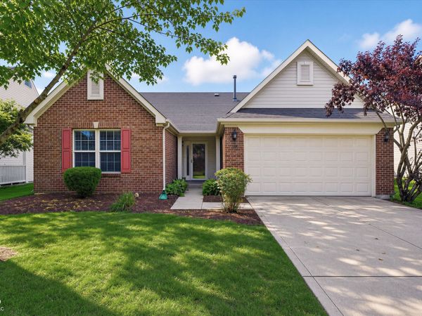 6540 Abby Lane , Zionsville, IN 46077