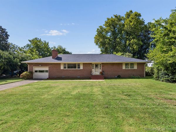 127 Ivy Home Road, Hampton, VA 23669