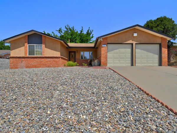 7553 Capulin Road NE, Albuquerque, NM 87109