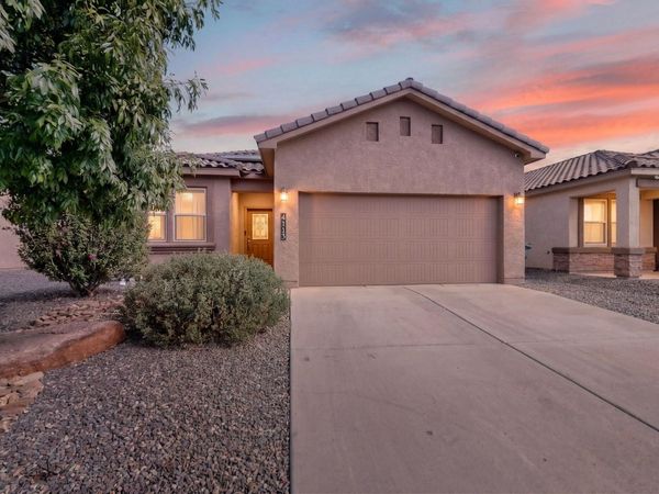 4113 Skyline Loop NE, Rio Rancho, NM 87144