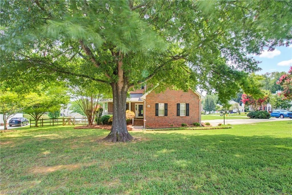 1400 Kayla Circle, Kernersville, NC 27284 Main Photo