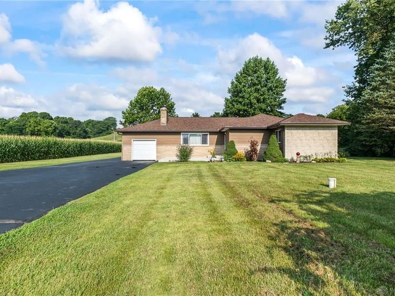 4179 Upper Valley Pike, Springfield, OH 45502 Photo 2