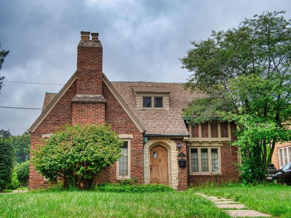 331 N 50th STREET, Milwaukee, WI 53208
