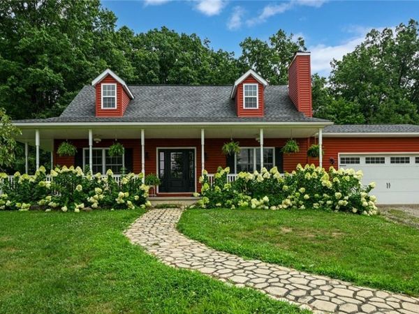 1089 Center Road, Clinton, OH 44216