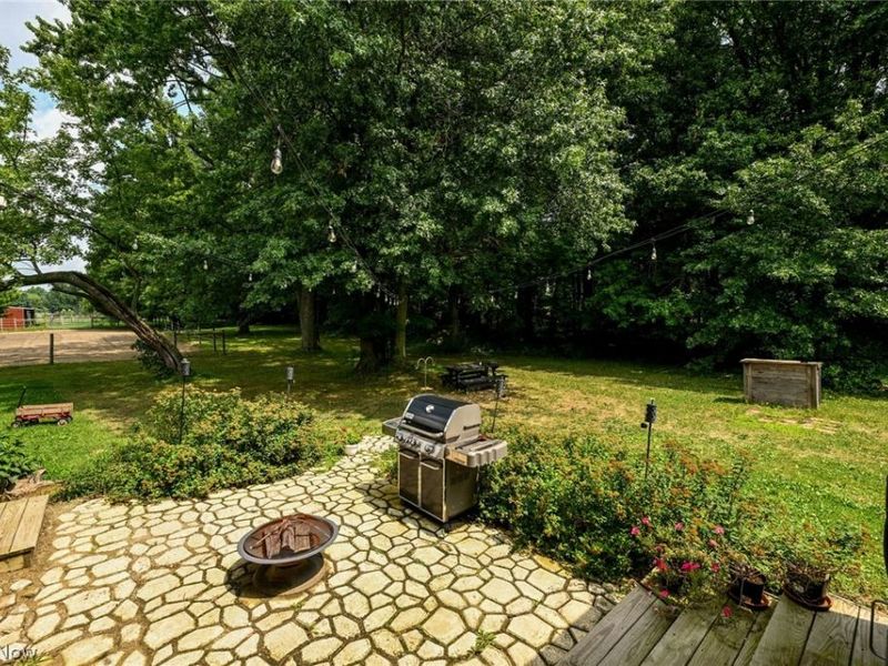 1089 Center Road, Clinton, OH 44216 Photo 9