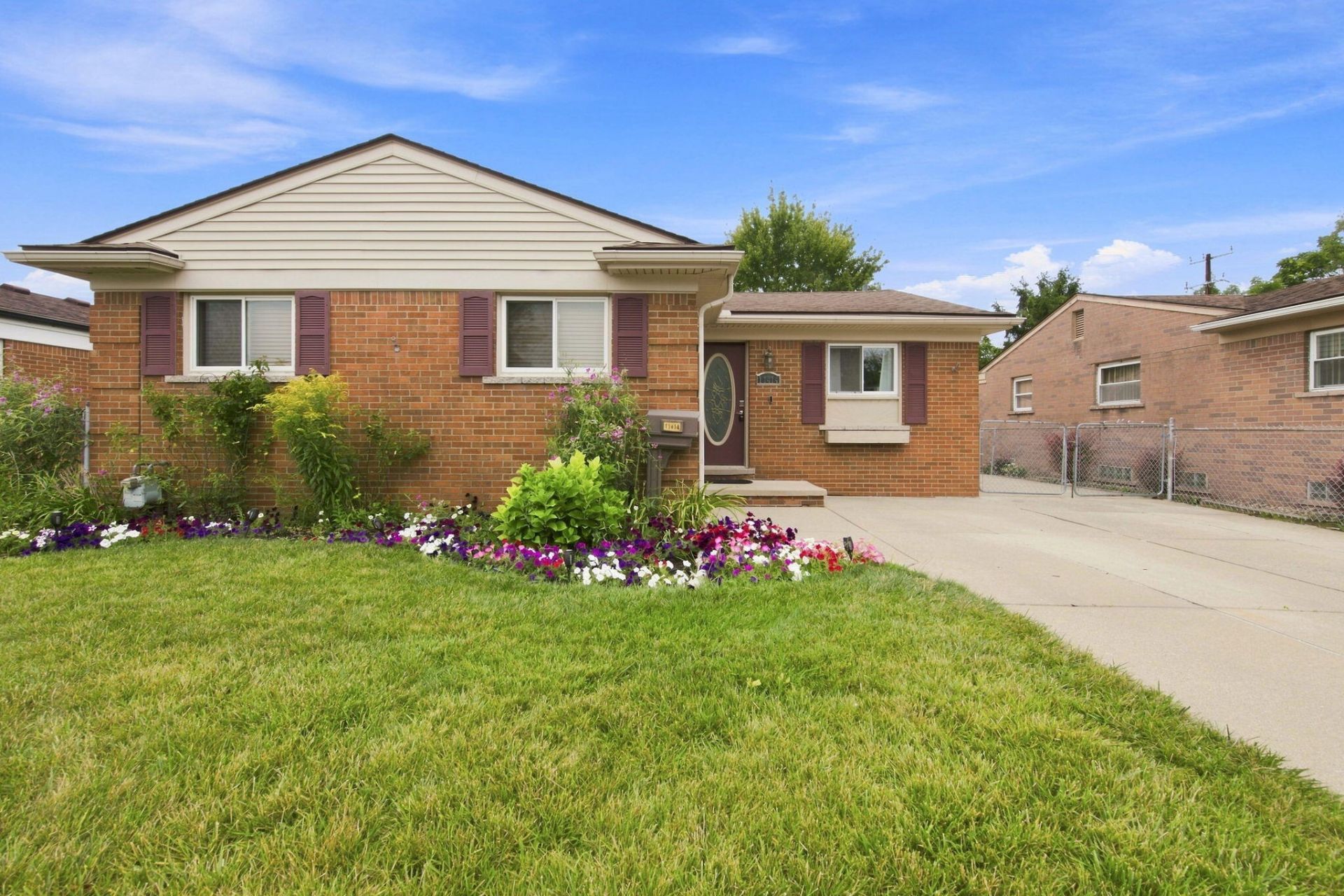 11414 Beech Daly Road, Redford, MI 48239 Main Photo