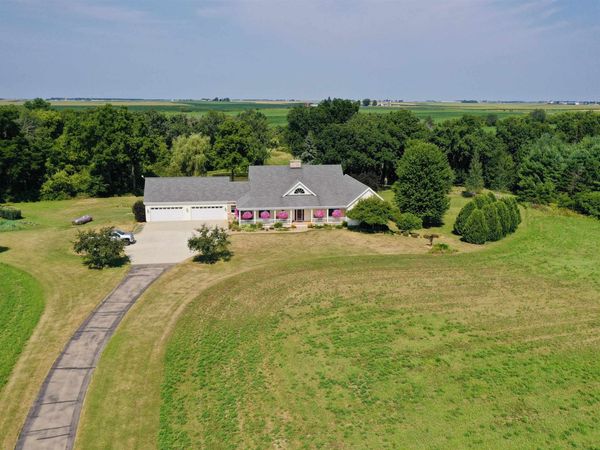 N11565 Lakeland Road, Waupun, WI 53963