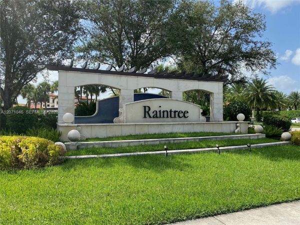 11362 SW 15th St , Pembroke Pines, FL 33025