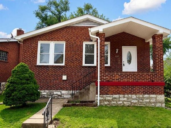 4840 Gardenville Avenue, St Louis, MO 63116