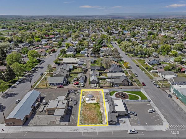 1208 Main St, Buhl, ID 83316