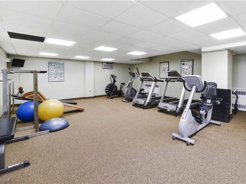 10301 Lake Avenue, Unit 807, Cleveland, OH 44102 Photo 34