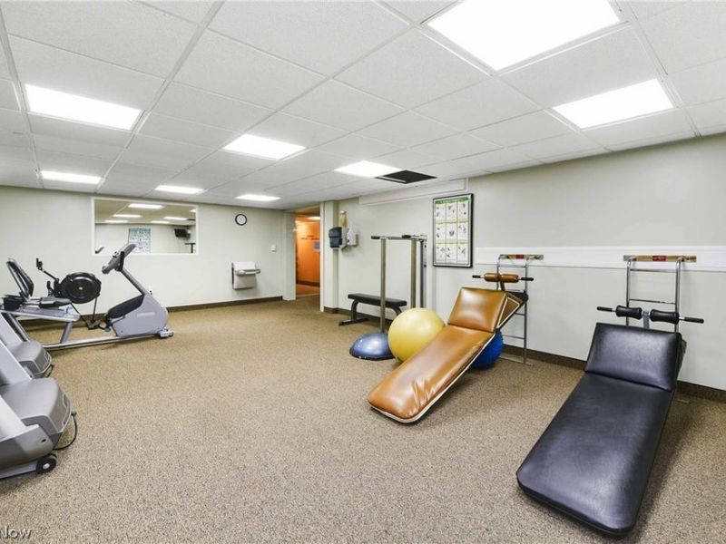 10301 Lake Avenue, Unit 807, Cleveland, OH 44102 Photo 35