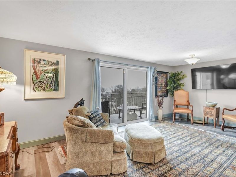 10301 Lake Avenue, Unit 807, Cleveland, OH 44102 Photo 9