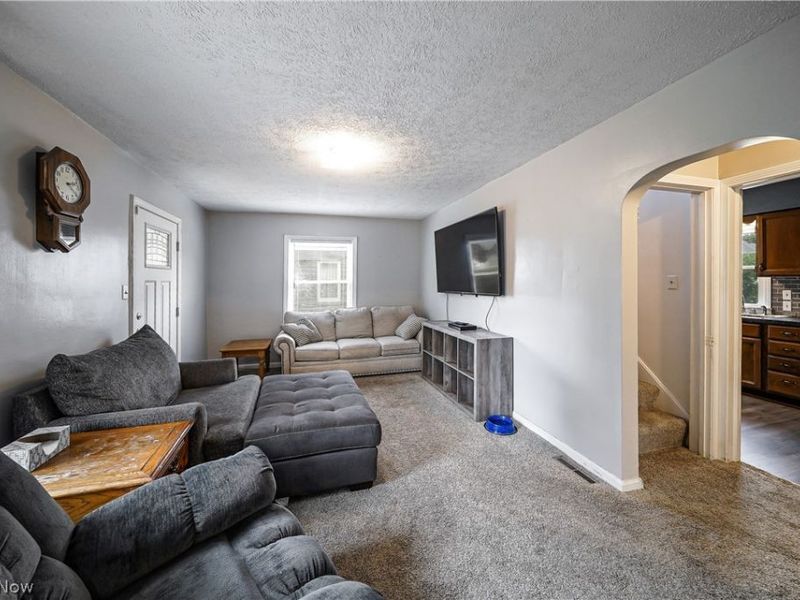 61 Hawk Avenue, Akron, OH 44312 Photo 11