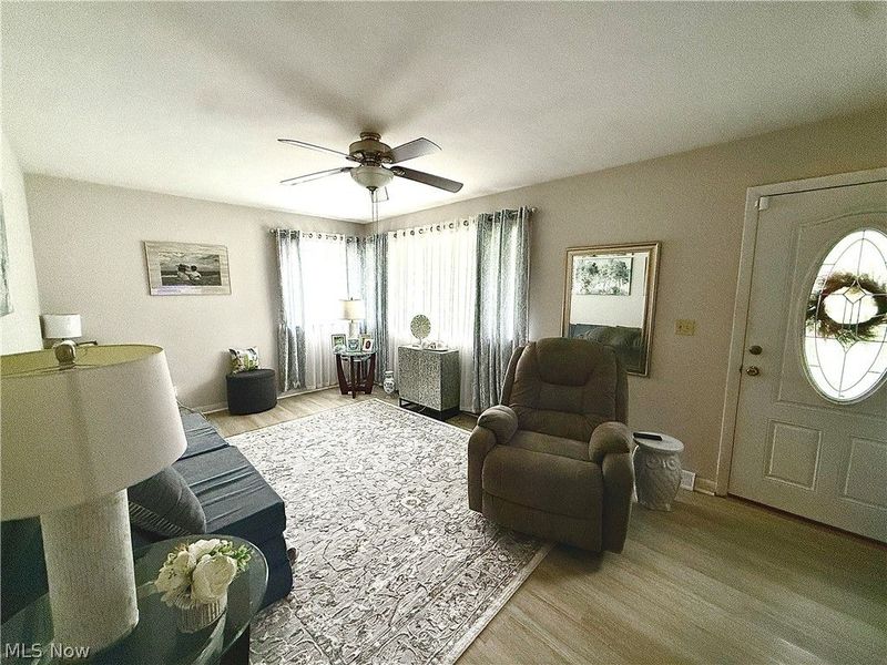 4385 Stoneybrook Drive SE, Warren, OH 44484 Photo 4