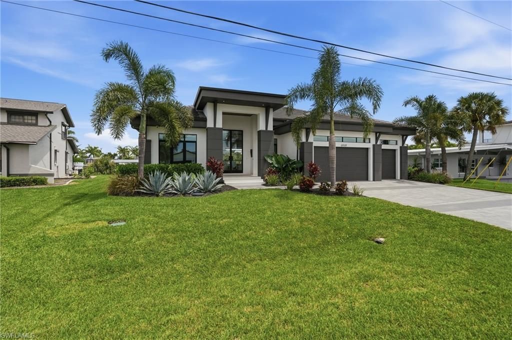 4949 Seville Ct, Cape Coral, FL 33904 Photo