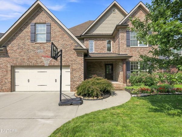 2205 Muddy Creek Lane, Knoxville, TN 37932