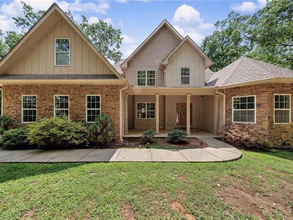 3184 Saint Andrews Way , Ellijay, GA 30536