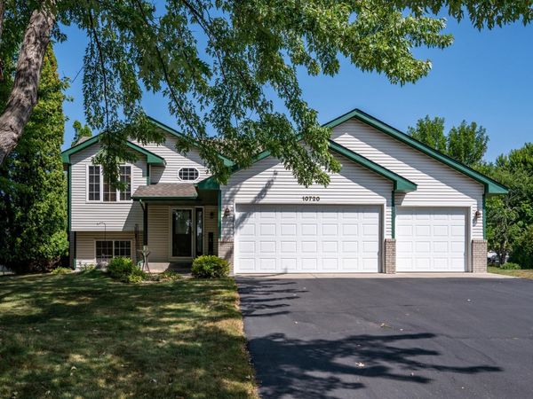 10720 57th Street NE, Albertville, MN 55301