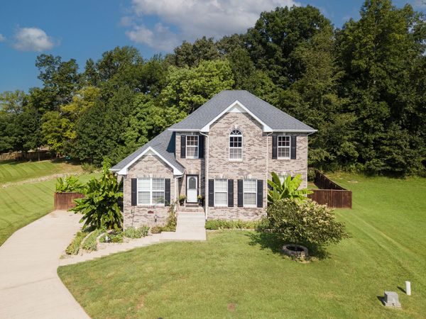 736 Forrest Cove Ct , Clarksville, TN 37040
