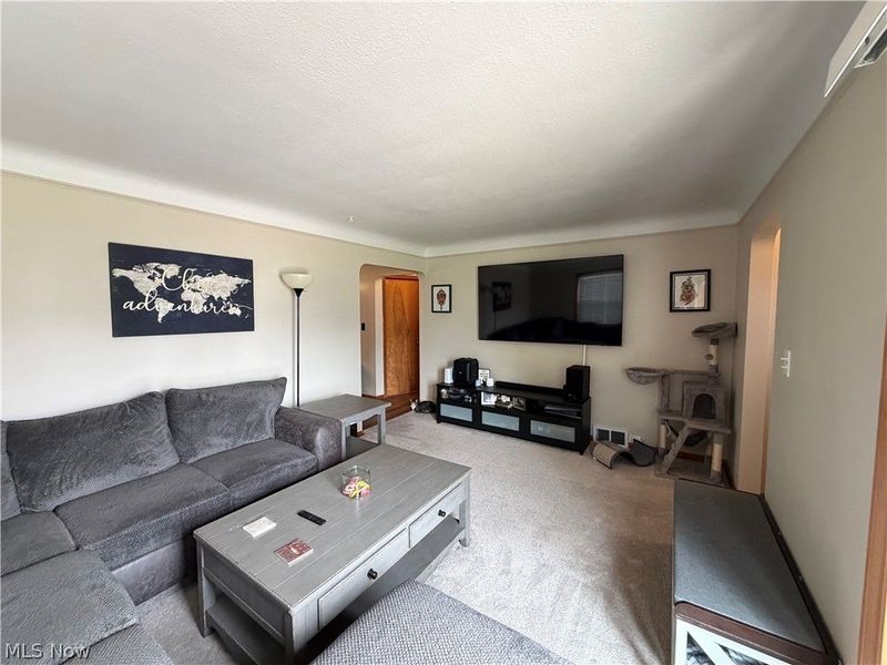 5235 W 46th Street, Parma, OH 44134 Photo 3