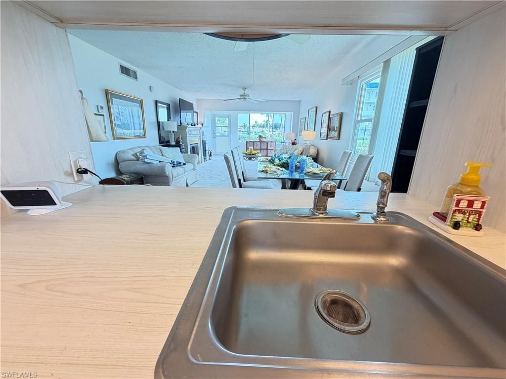 1747 Pebble Beach Dr, Unit 110, Fort Myers, FL 33907 Photo