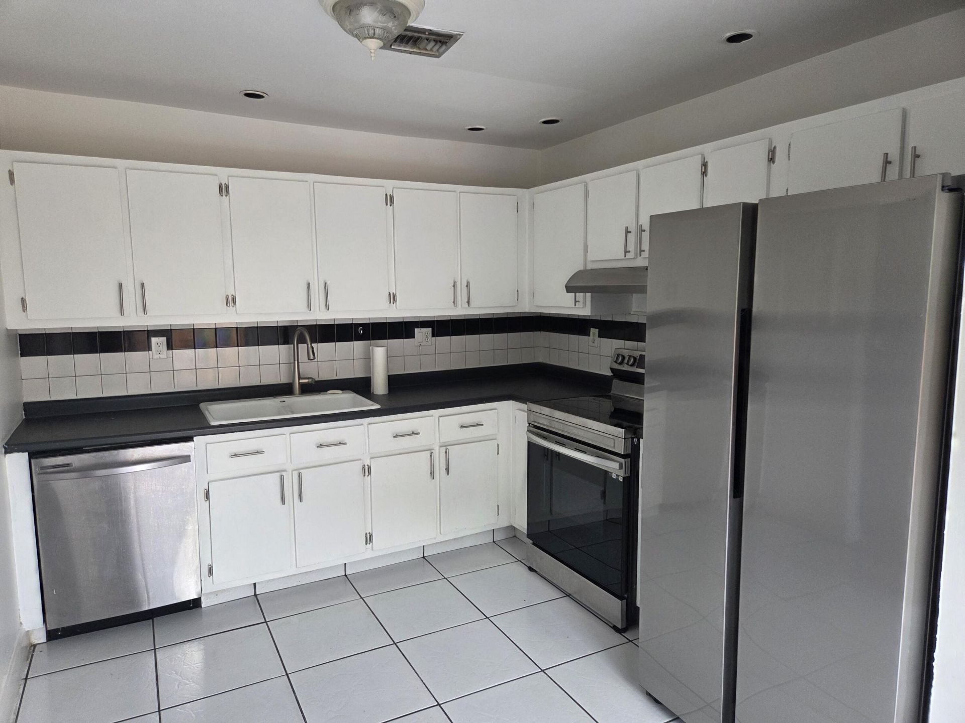 6014 NW 3rd Street, Margate, FL 33063 Photo