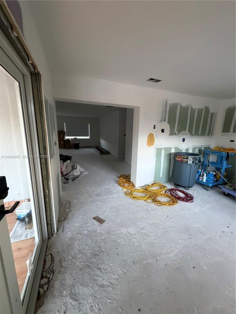 15171 SW 70th St , Miami, FL 33193 Photo