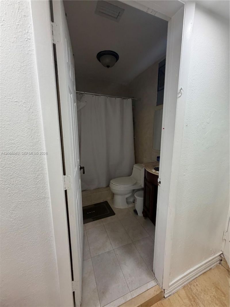 15171 SW 70th St , Miami, FL 33193 Photo