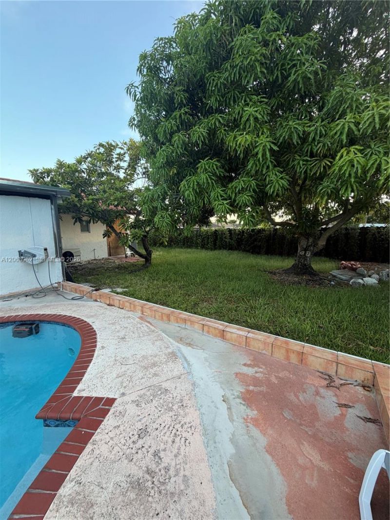 15171 SW 70th St , Miami, FL 33193 Photo