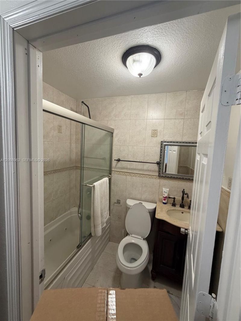 15171 SW 70th St , Miami, FL 33193 Photo