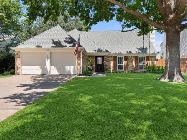 2634 Channing Drive, Grand Prairie, TX 75052