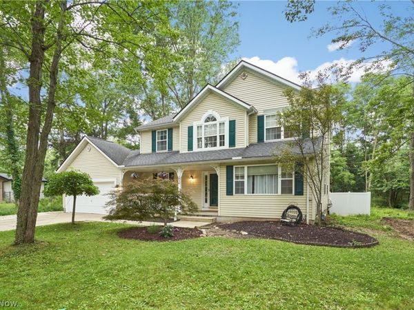 2936 Vincent Road, Silver Lake, OH 44224