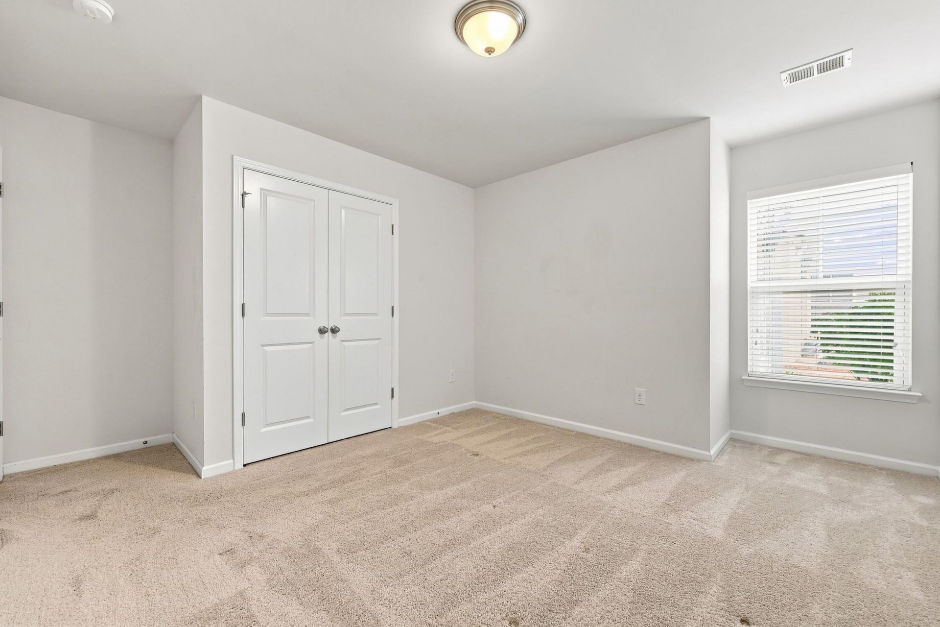 4432 Livorn Loop Photo 19