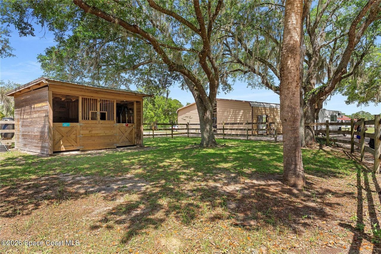 1851 Maytown Road , Oak Hill, FL 32759 Photo