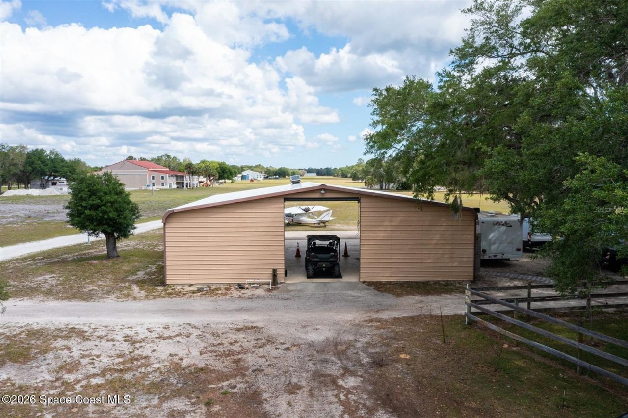 1851 Maytown Road , Oak Hill, FL 32759 Photo