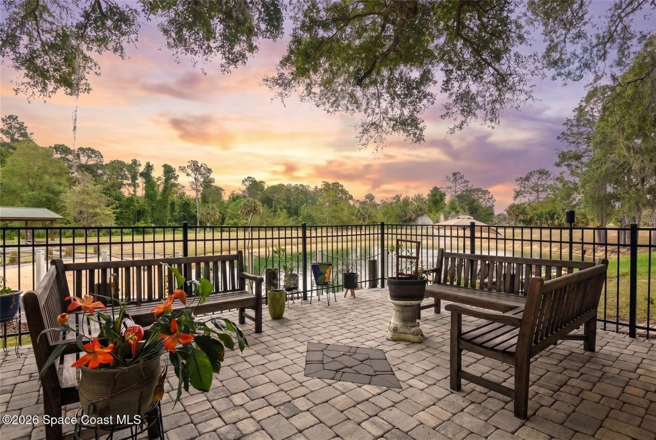 1851 Maytown Road , Oak Hill, FL 32759 Photo