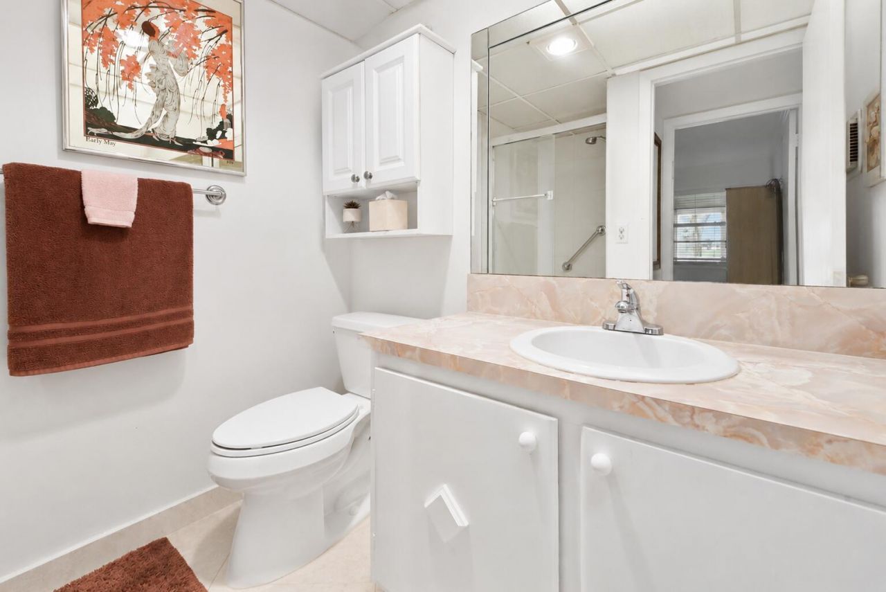 21 Flanders A, Delray Beach, FL 33484 Photo
