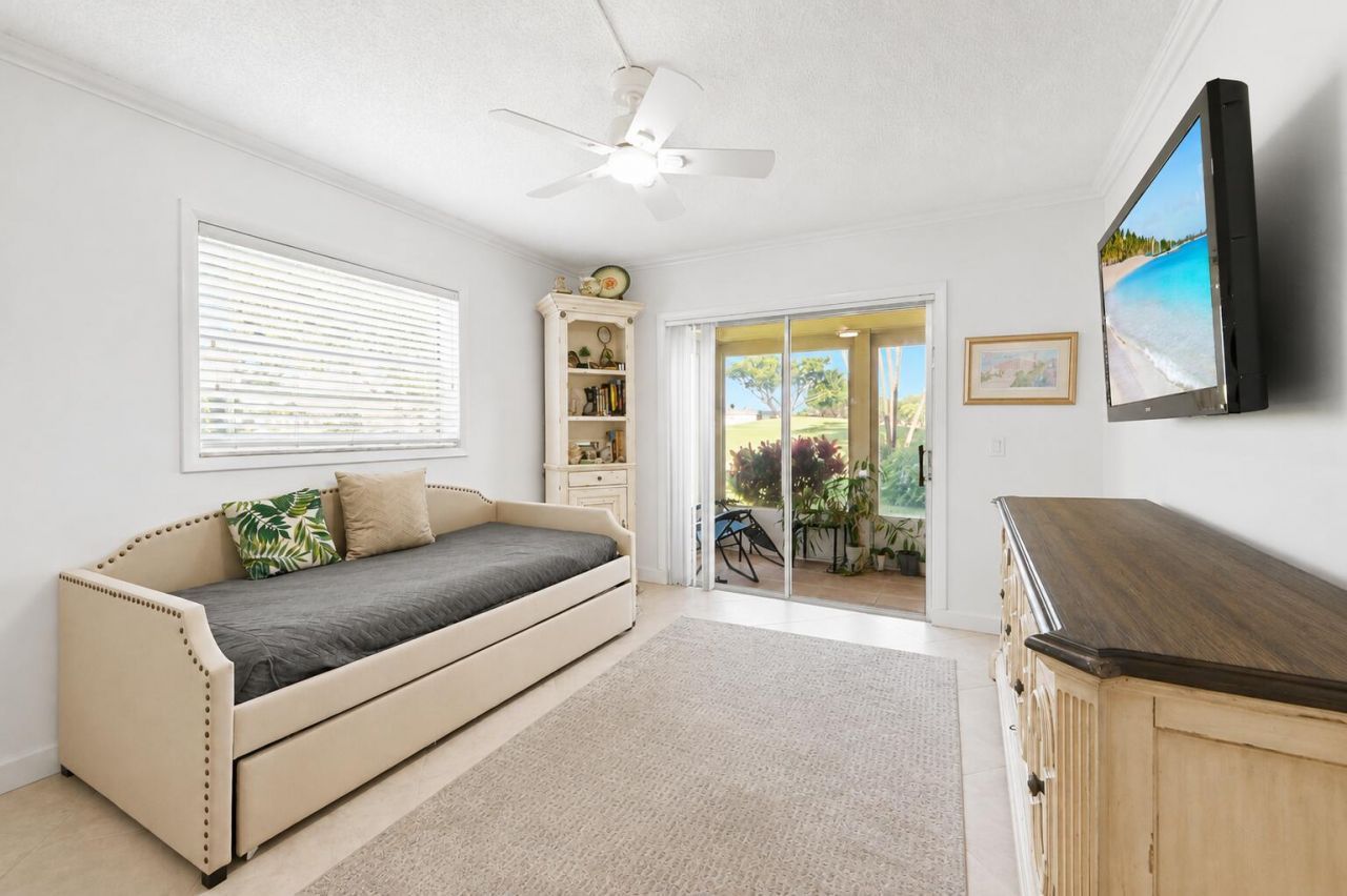 21 Flanders A, Delray Beach, FL 33484 Photo