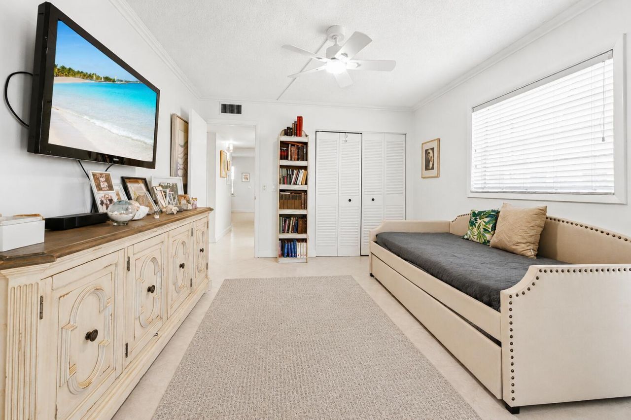 21 Flanders A, Delray Beach, FL 33484 Photo