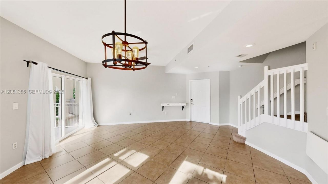 11401 NW 89th St , Unit 208, Doral, FL 33178 Photo
