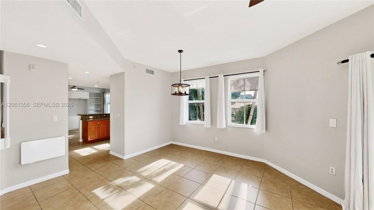 11401 NW 89th St , Unit 208, Doral, FL 33178 Photo
