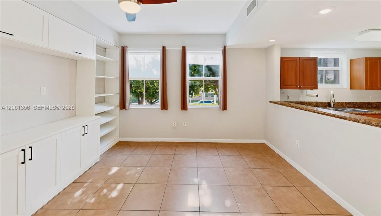 11401 NW 89th St , Unit 208, Doral, FL 33178 Photo