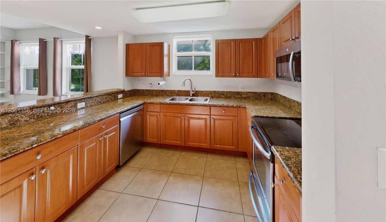 11401 NW 89th St , Unit 208, Doral, FL 33178 Photo
