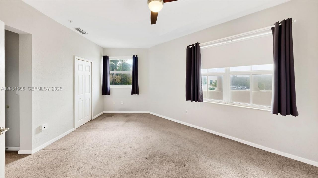 11401 NW 89th St , Unit 208, Doral, FL 33178 Photo