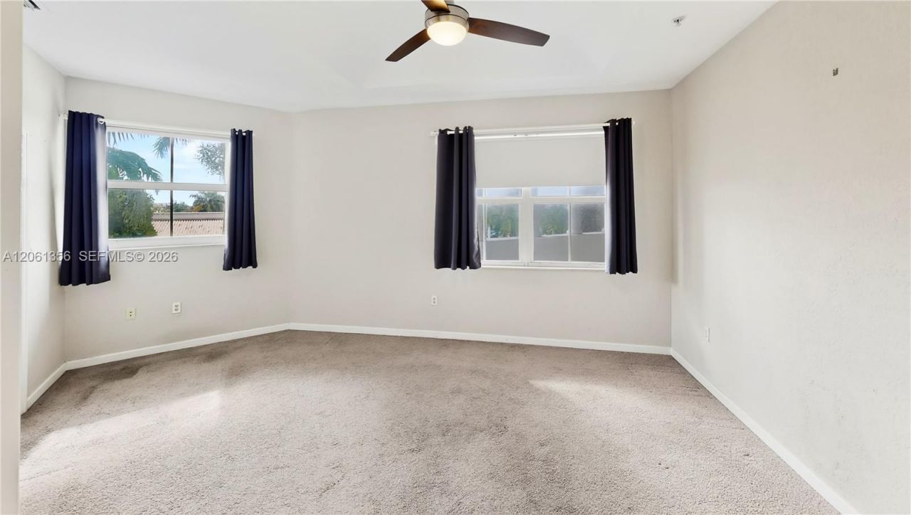 11401 NW 89th St , Unit 208, Doral, FL 33178 Photo