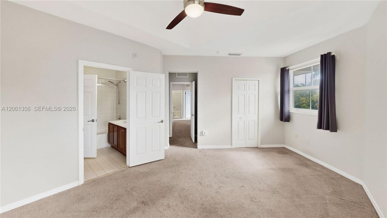 11401 NW 89th St , Unit 208, Doral, FL 33178 Photo