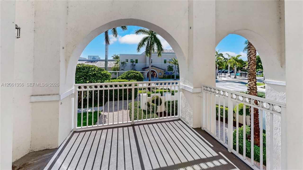11401 NW 89th St , Unit 208, Doral, FL 33178 Photo